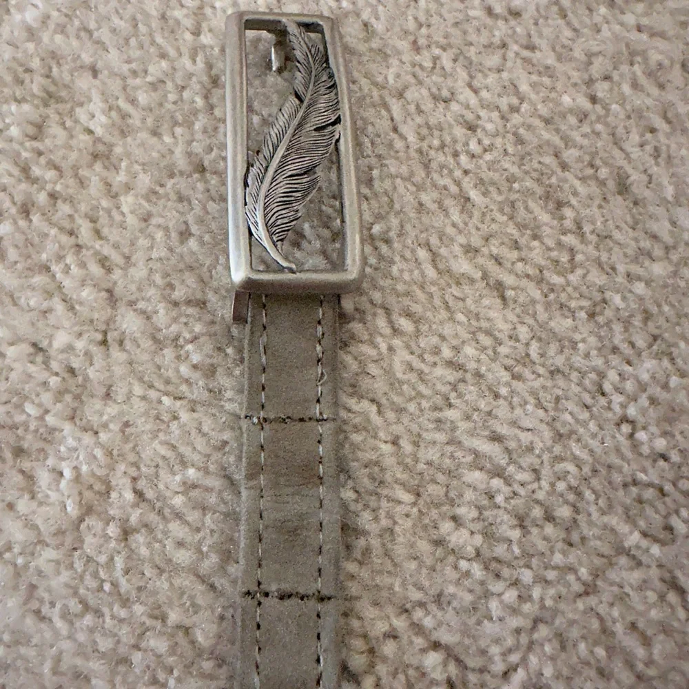 Worth Woman’s Leather Brown Belt, Sz 31x0,8